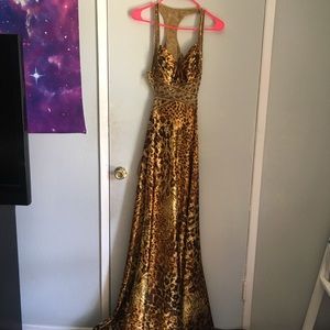 Dave & Johnny 3/4 leopard open sequin silky dress